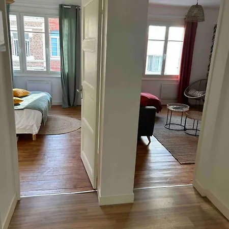 Le Port De Apartment *